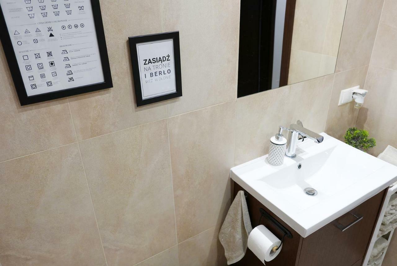 Apartament ProЛюблин Екстериор снимка