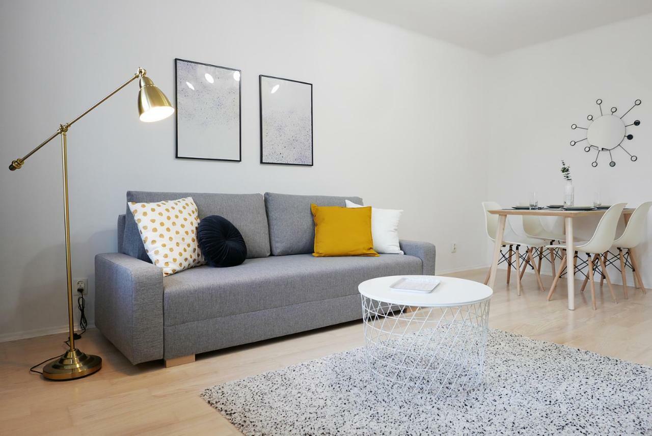 Apartament ProЛюблин Екстериор снимка